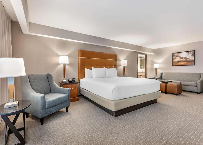 Hotel Drury &