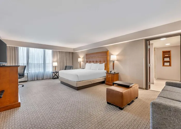 Drury & Hotel 3*